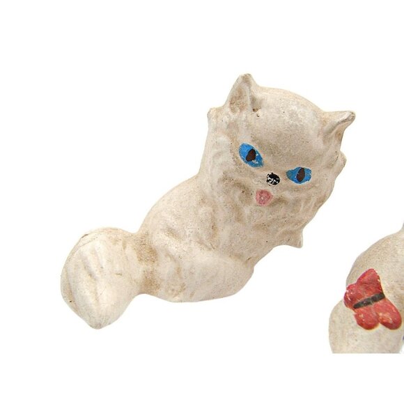 Vintage Pottery Persian White Cats Kittens Blue Eyes Ceramic Figurines Family Sm - Picture 2 of 9